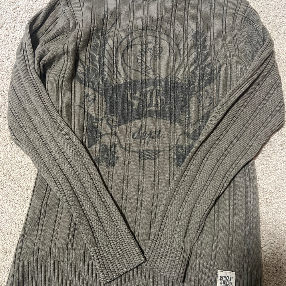 Crewneck sweater